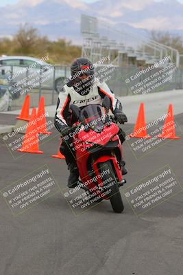 media/Mar-20-2023-Moto Forza (Mon) [[d0bbc59e78]]/Around the Pits/